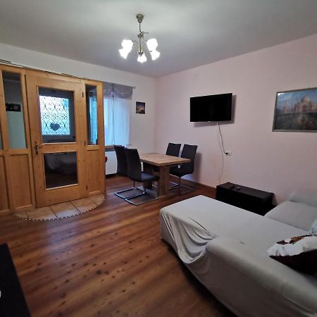 Casa Phoenix Appartamento Piano Terra Immerso Nel Verde A Pochi Minuti Dalla Ciclabile П'єве-ді-Кадоре Екстер'єр фото
